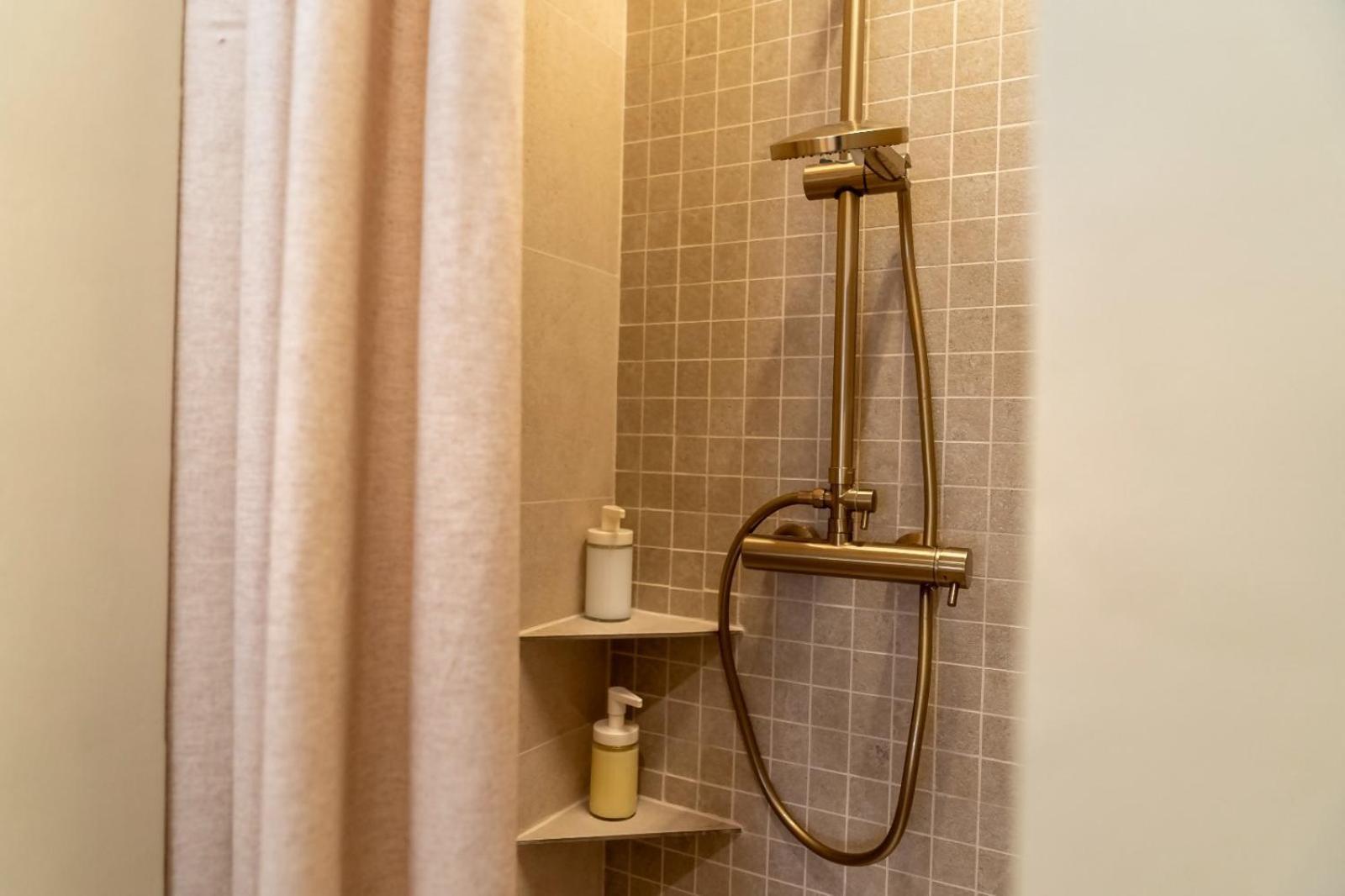 Mina Nai Apartment Феррол Экстерьер фото