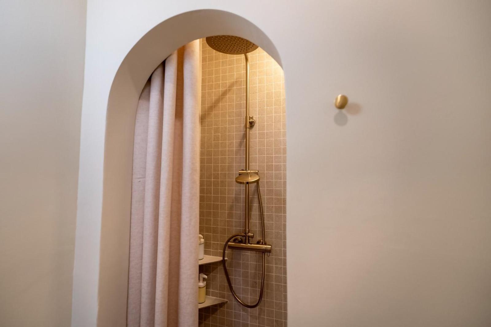 Mina Nai Apartment Феррол Экстерьер фото